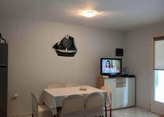 Casa de Férias Ana-1 By Interhome Vir