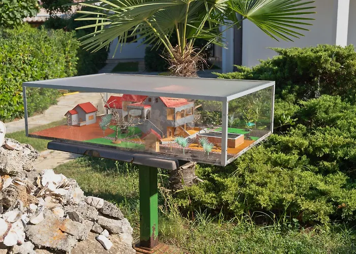Ana-1 By Interhome